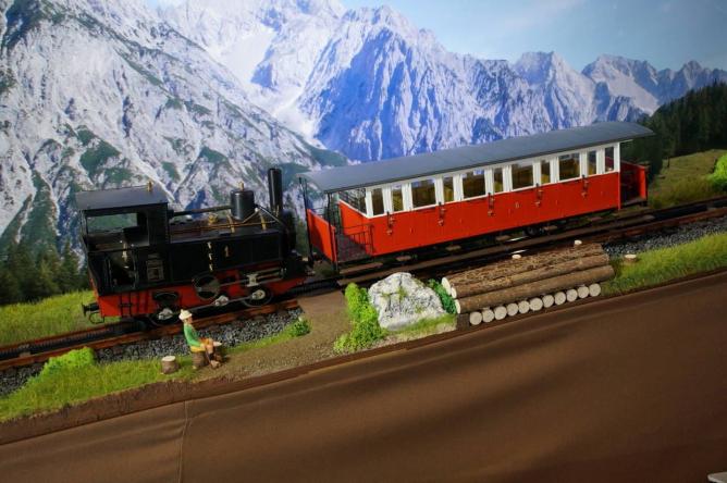 Heinz "Schwer" Lok mit unserem Wagen in St. Pölten